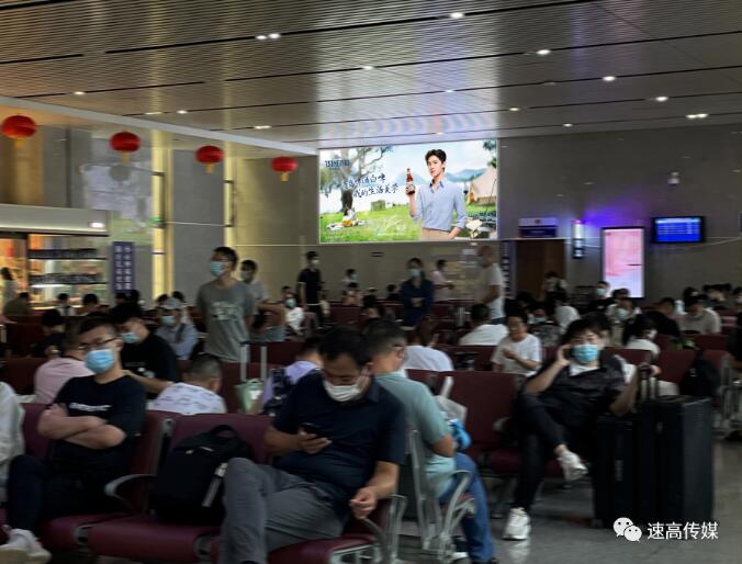 酒行業(yè)戶外廣告勢頭迅猛，行業(yè)發(fā)展向好！